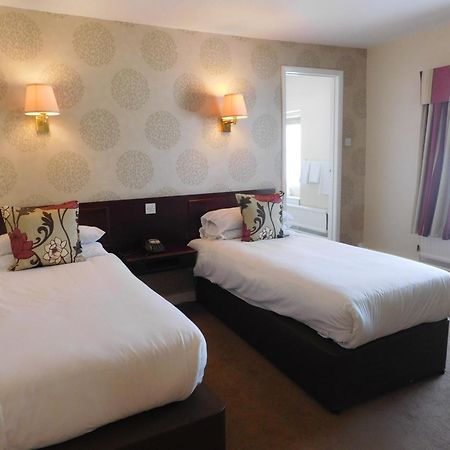 Mariners Hotel Haverfordwest Bagian luar foto