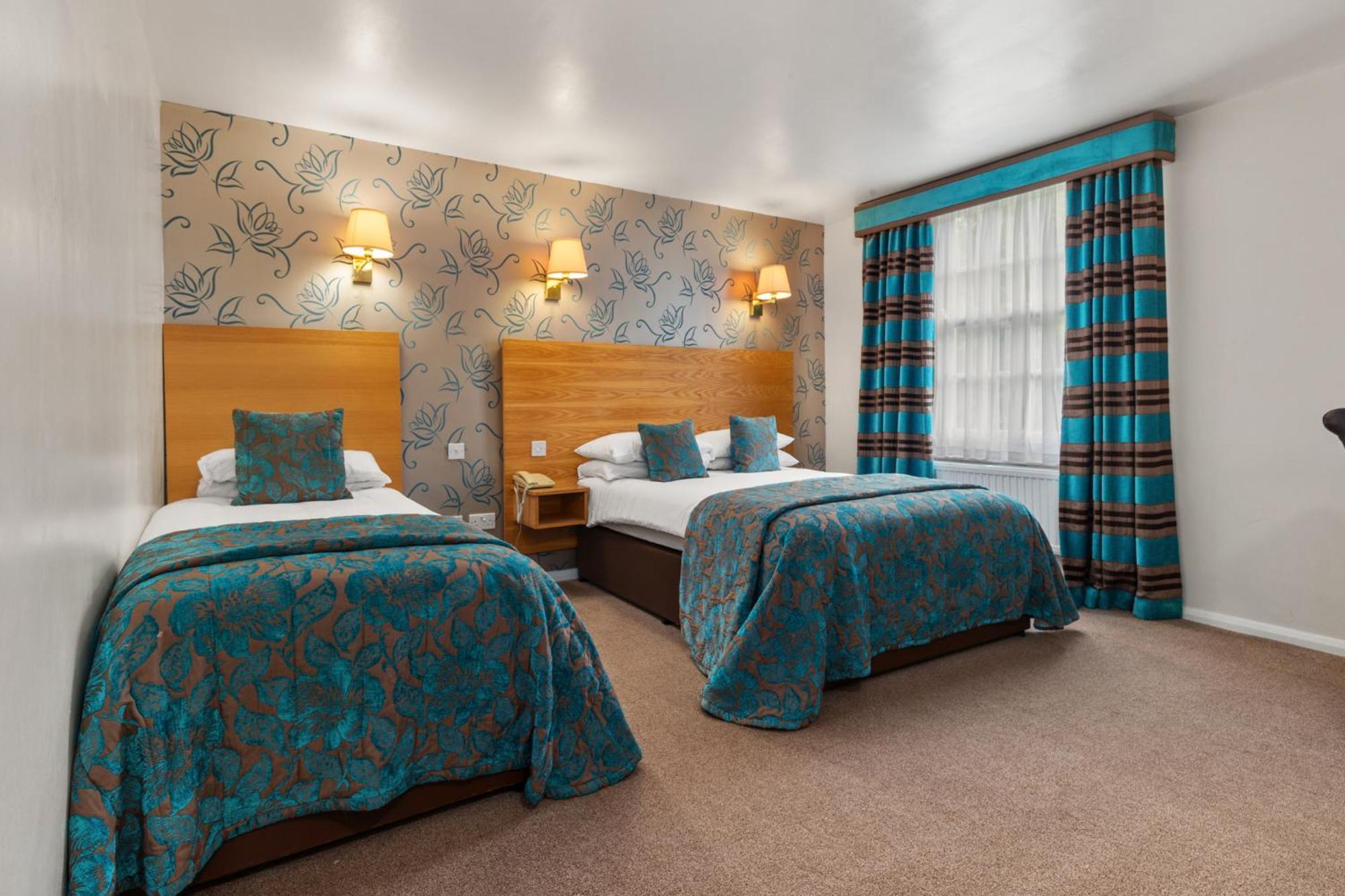 Mariners Hotel Haverfordwest Bagian luar foto