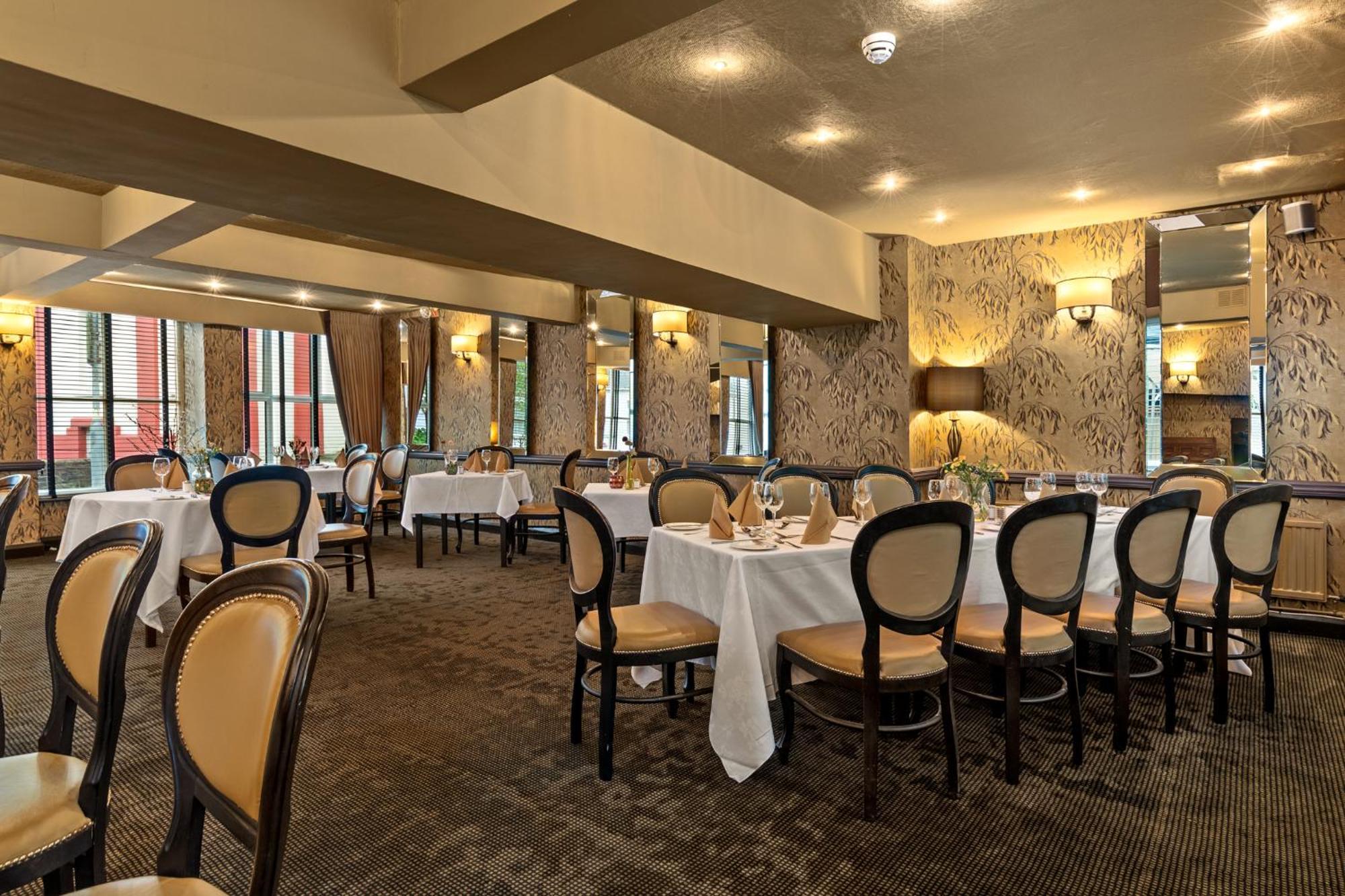 Mariners Hotel Haverfordwest Bagian luar foto