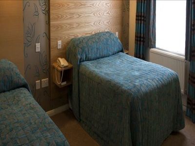Mariners Hotel Haverfordwest Bagian luar foto